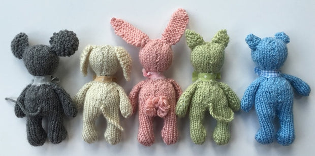 Mini Animal Stuffies KNiTTING PaTTERN