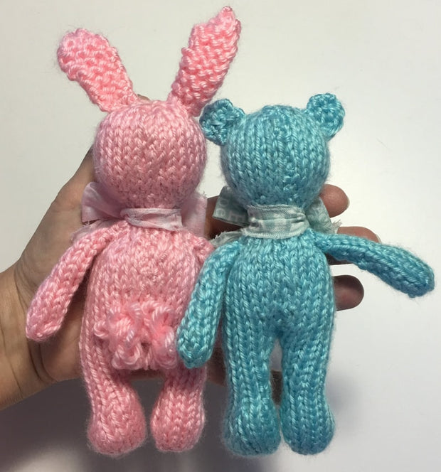 Mini Animal Stuffies KNiTTING PaTTERN