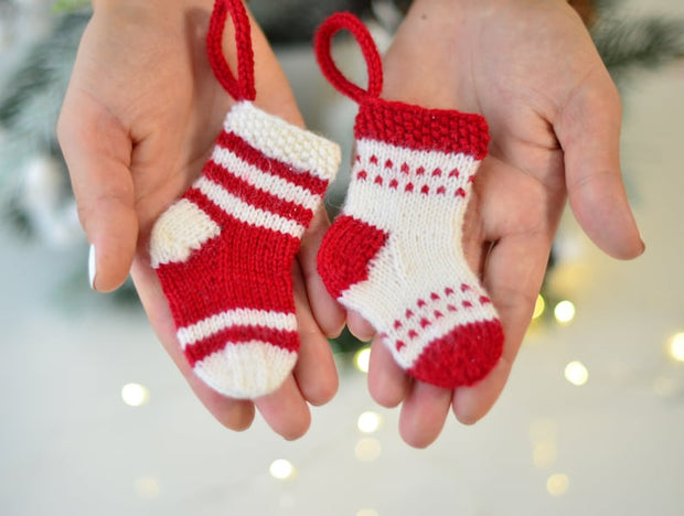 Christmas mini stocking knitting pattern